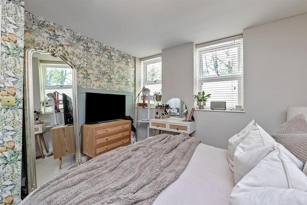 5 Porters Wood House-18.jpg