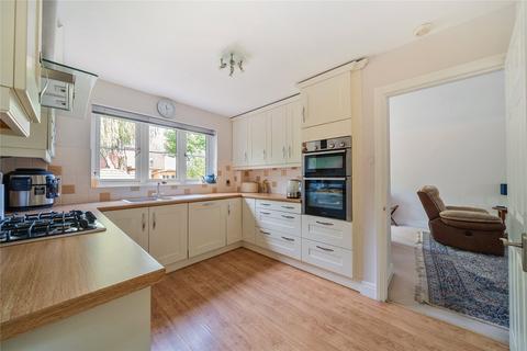 23a Clearsprings, Lightwater, GU18 5YL