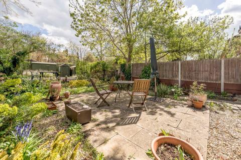 Manor Avenue, Brockley, SE4