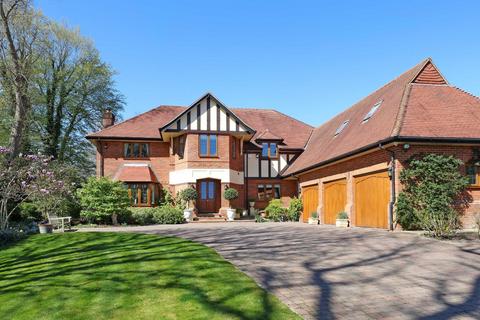 Pavilion End, Forty Green Road, Knotty Green, Beaconsfield, HP9