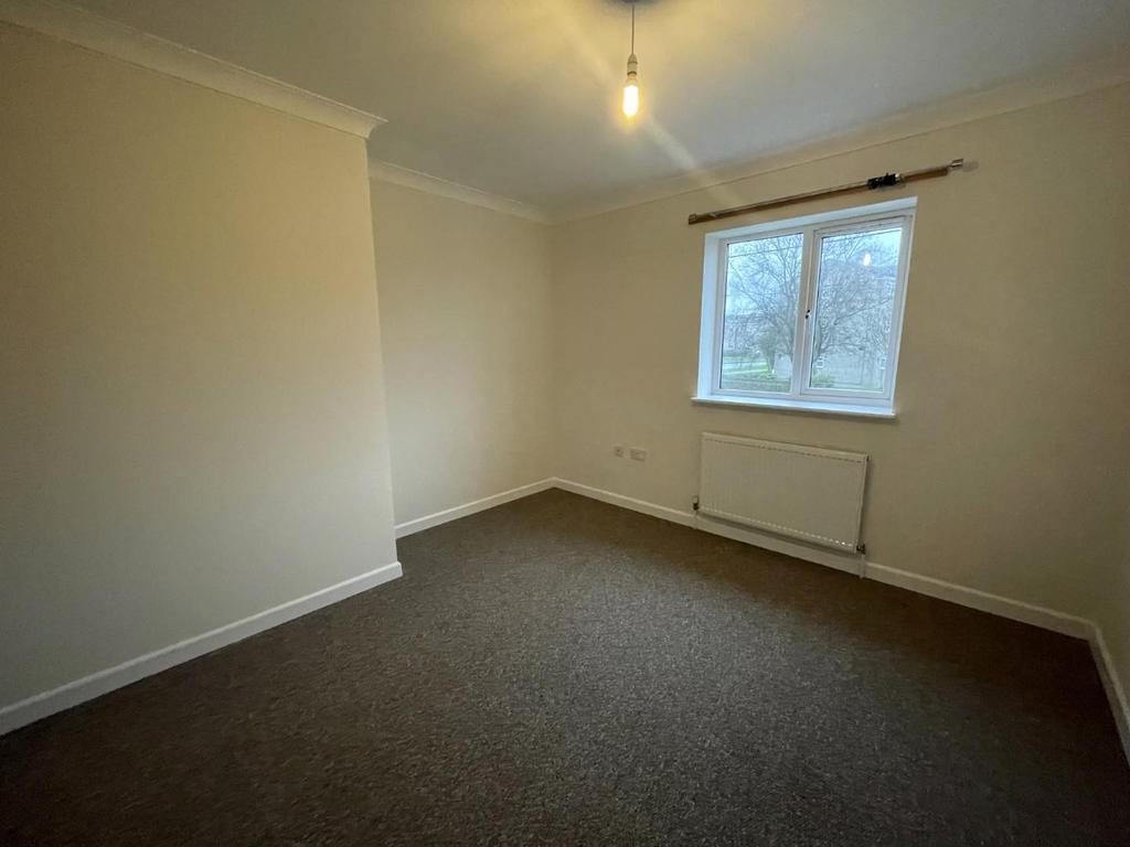 Bedroom 1.jpeg