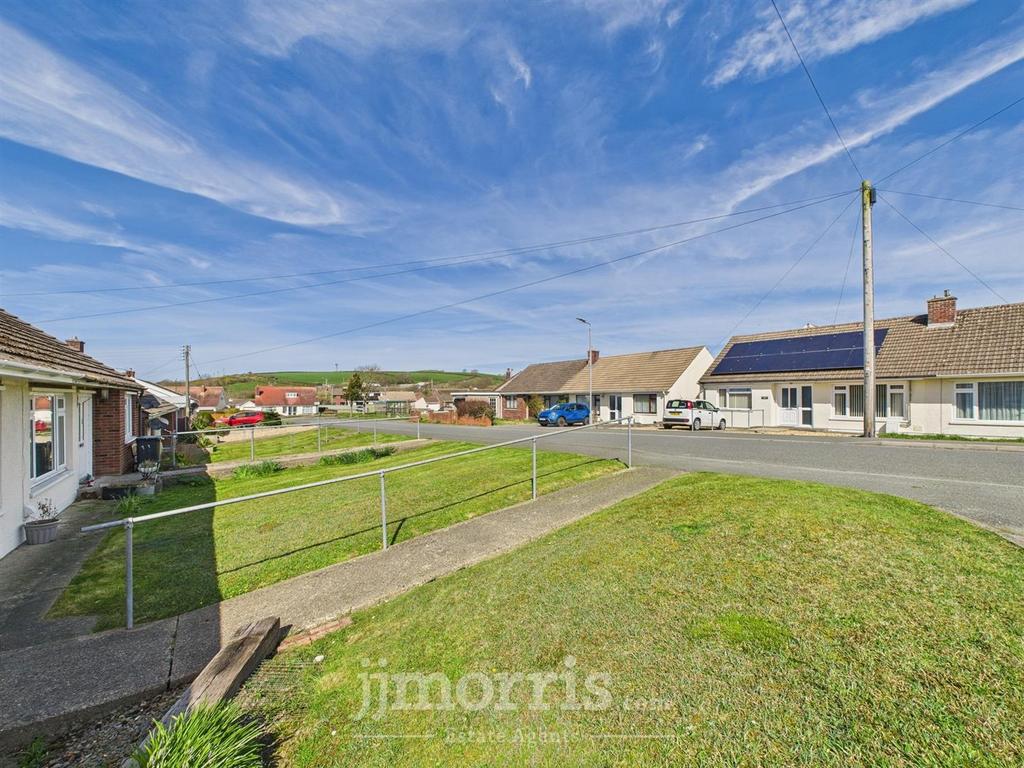 CAM05297 G0-PR0012-STILL004.jpg