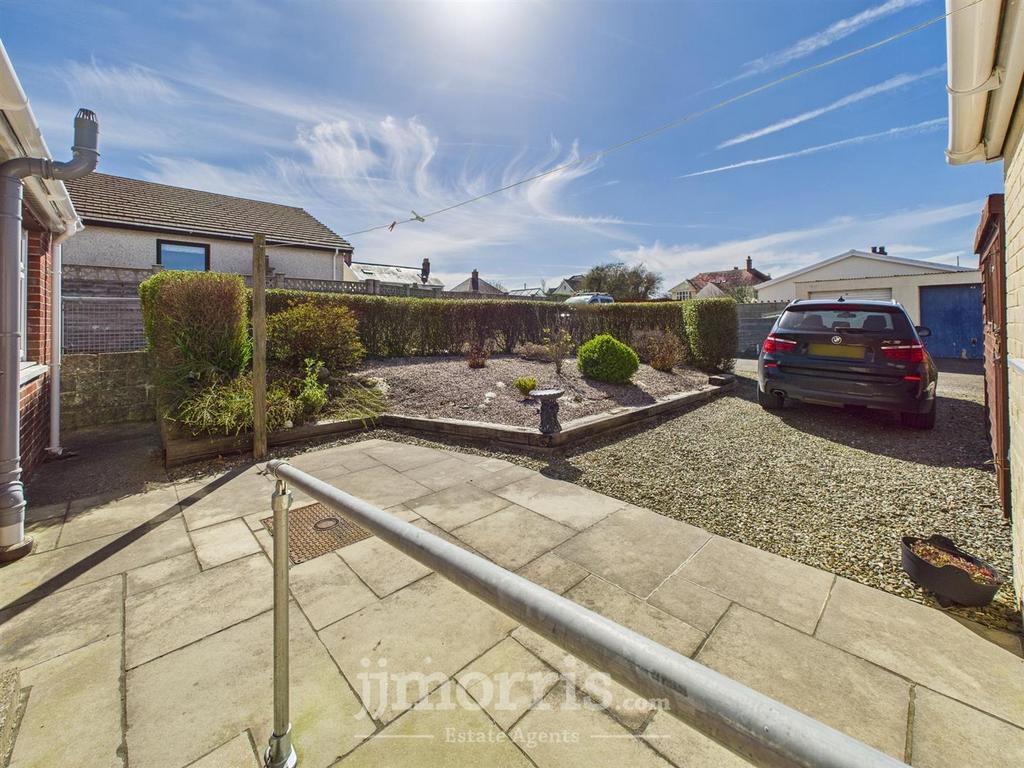 CAM05297 G0-PR0012-STILL008.jpg