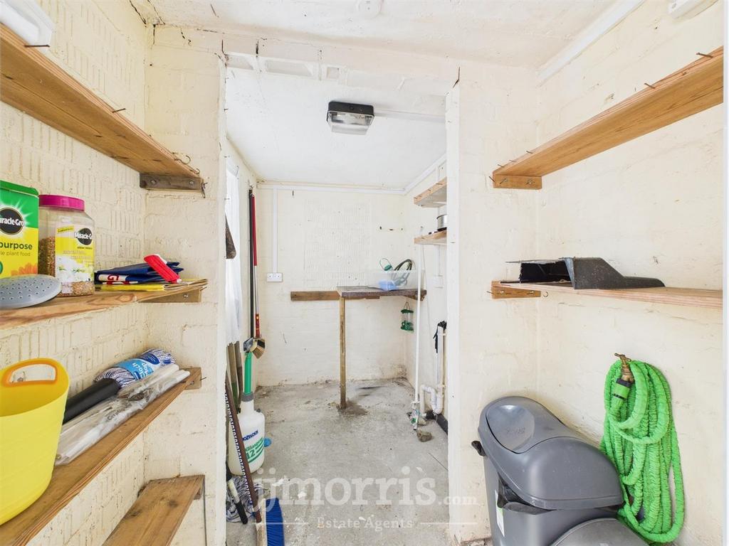 CAM05297 G0-PR0012-STILL033.jpg