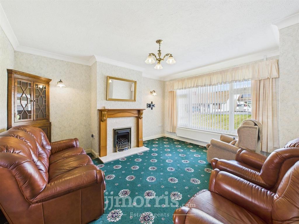 CAM05297 G0-PR0012-STILL026.jpg