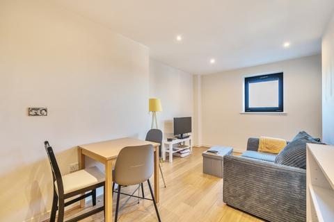 1 bedroom flat to rent, Scott Avenue, Southfields, London, SW15