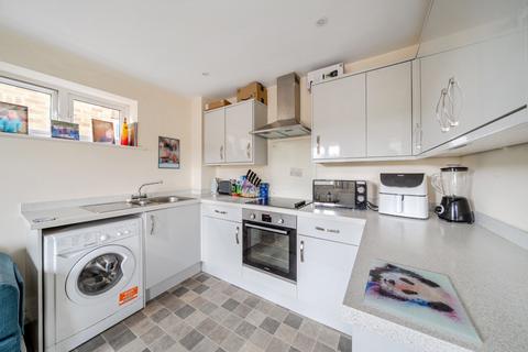 85 Hailey Road, Witney, OX28 1HJ