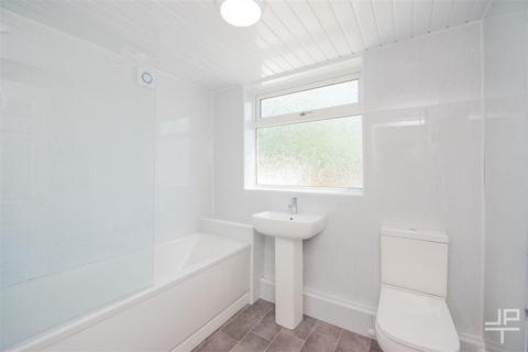3 bedroom terraced house to rent, Manchester Road, Leigh WN7