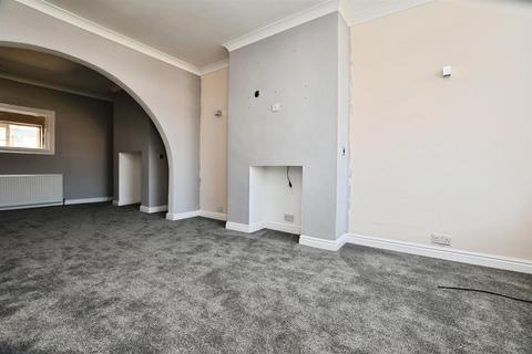 3 bedroom terraced house for sale, Leads Road, Hull