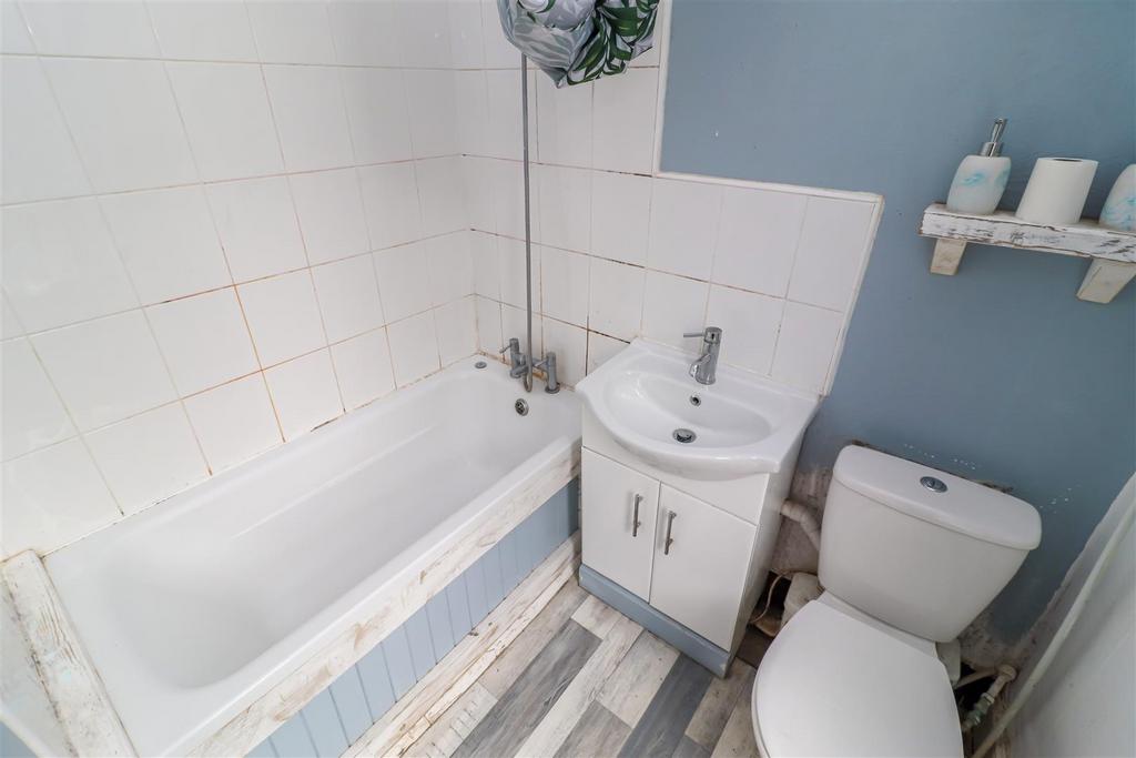 Bathroom/w.c.