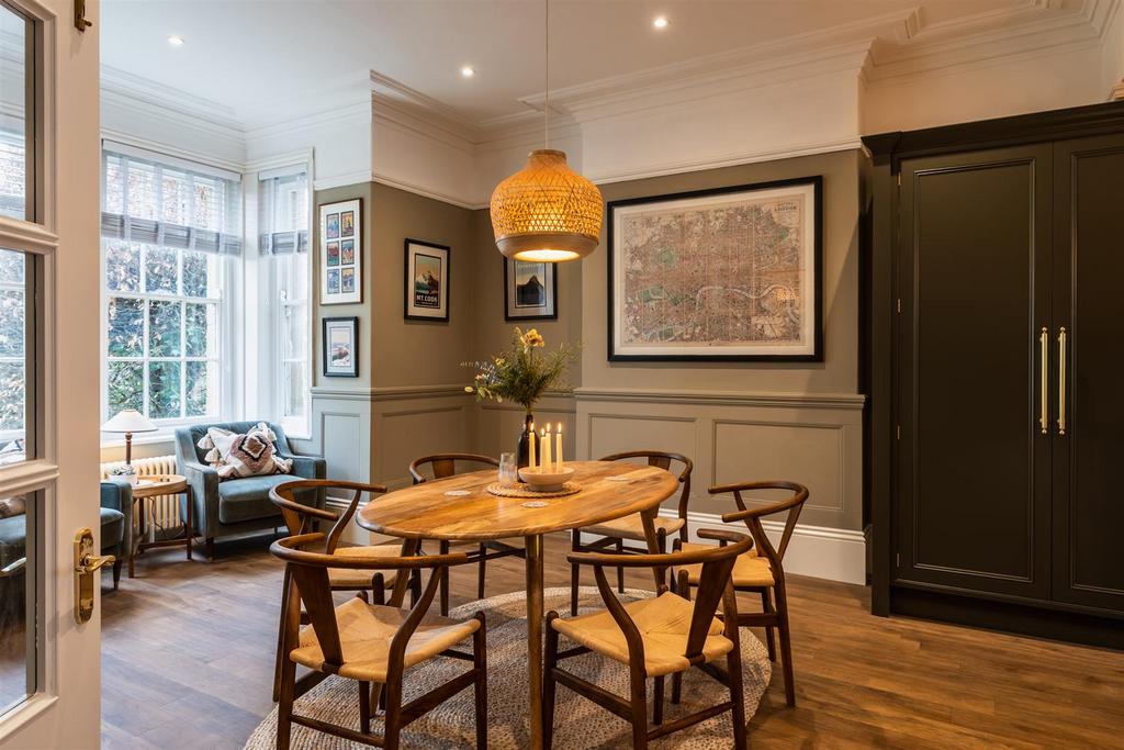 Dining Kitchen