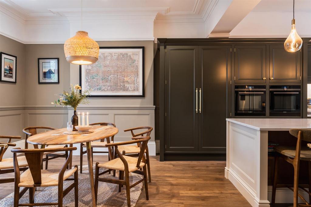 Dining Kitchen