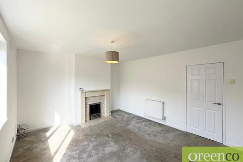 3 bedroom semi-detached house to rent, Grange Road, Salford M28