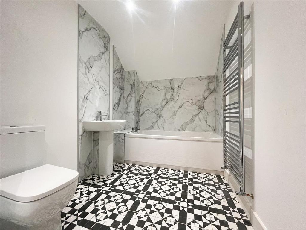 Family bathroom