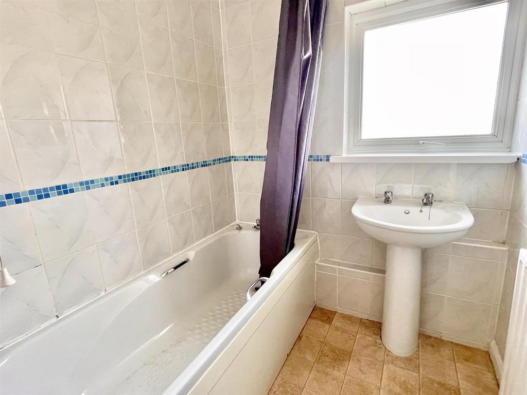 Bathroom.JPEG