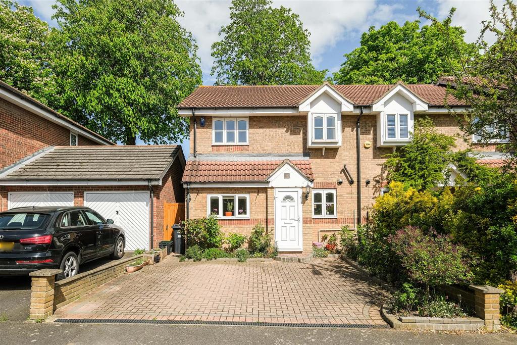 29 field house close-30.jpg