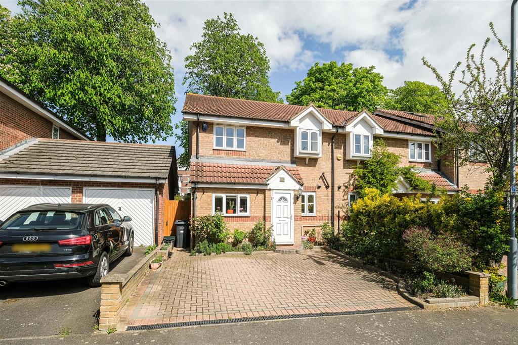 29 field house close-31.jpg