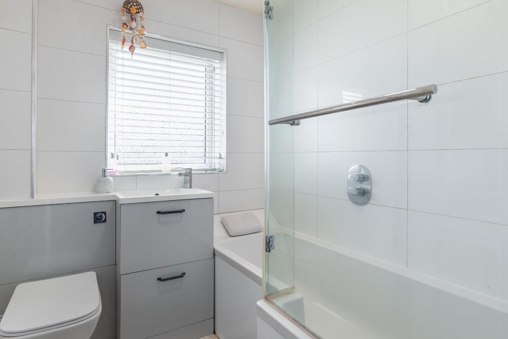 Bathroom-1.jpg