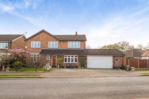 4 bedroom house for sale, Maplefield, Park Street, St. Albans, Hertfordshire