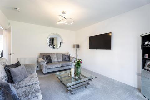 20 Rosehall Crescent, Glasgow, G71 7FQ