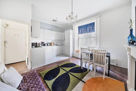 2 bedroom flat for sale, Shooters Hill Road, Blackheath, London, SE3