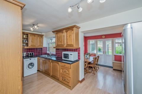3 bedroom semi-detached house for sale, Pollard Avenue, Gomersal, Cleckheaton, West Yorkshire, BD19