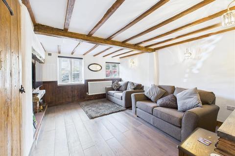 3 bedroom end of terrace house for sale, Church Street, Whittington