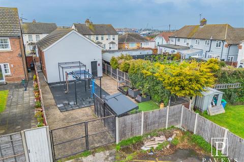 Property for sale, Saville Street, Walton On The Naze
