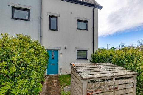 4 bedroom end of terrace house to rent, Eco Way, Plymouth PL6