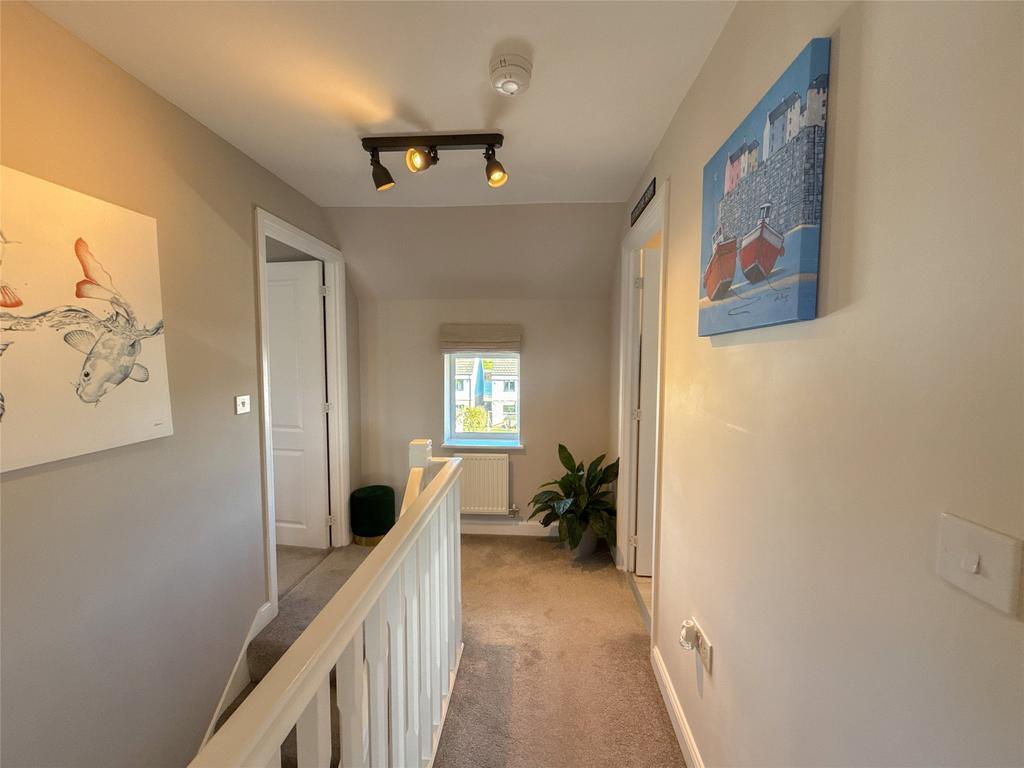2nd Floor Landing