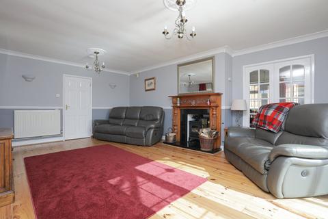5 bedroom detached house for sale, Carlsden Close, River, CT17