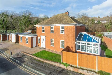 5 bedroom detached house for sale, Carlsden Close, Dover, CT17