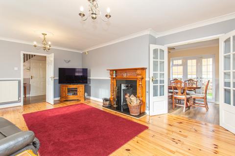 5 bedroom detached house for sale, Carlsden Close, Dover, CT17