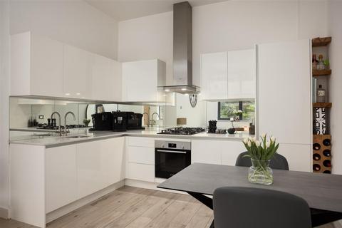 Flat 4, 21 Allerton Park, Leeds, LS7 4AJ