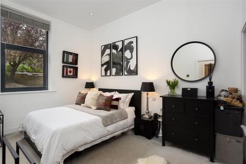 Flat 4, 21 Allerton Park, Leeds, LS7 4AJ