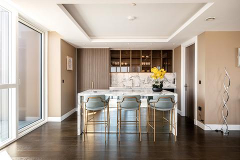 3 bedroom apartment for sale, Maine Tower
