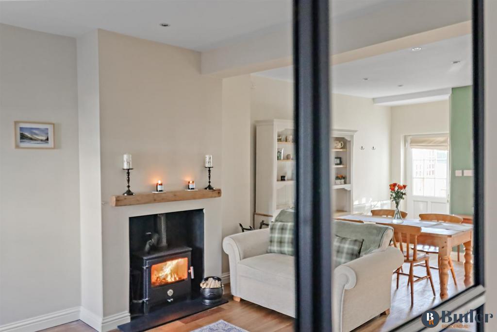 Log burner