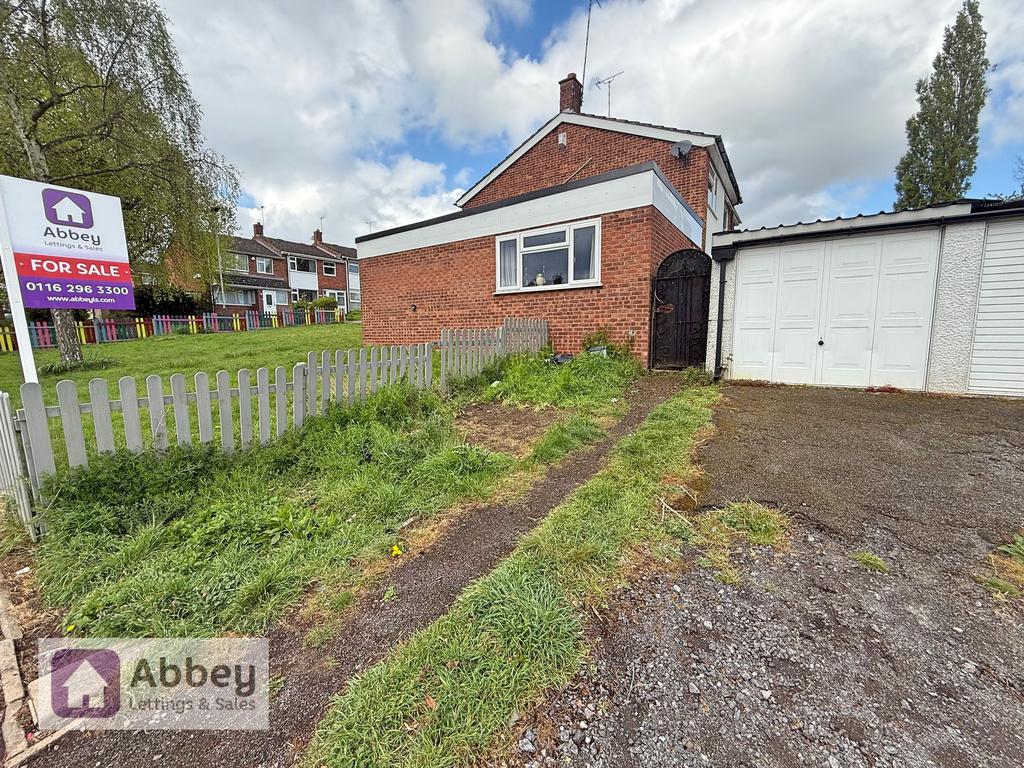Side Access & Single Garage
