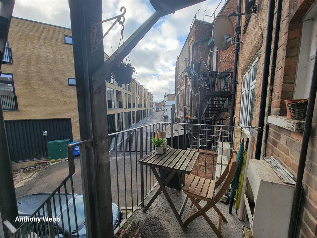 Fire escape/terrace