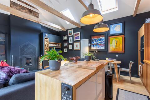 2 bedroom cottage for sale, Kirk Wynd, Abernethy, Perth