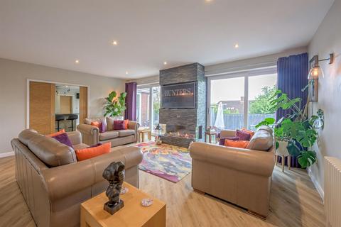 7 Elderberry Close, Norton, Stourbridge, DY8 3JN