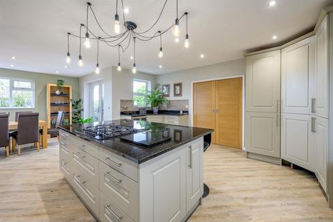 7 Elderberry Close, Norton, Stourbridge, DY8 3JN
