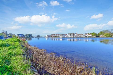 2 bedroom park home for sale, Slipper Road, Emsworth, Hampshire