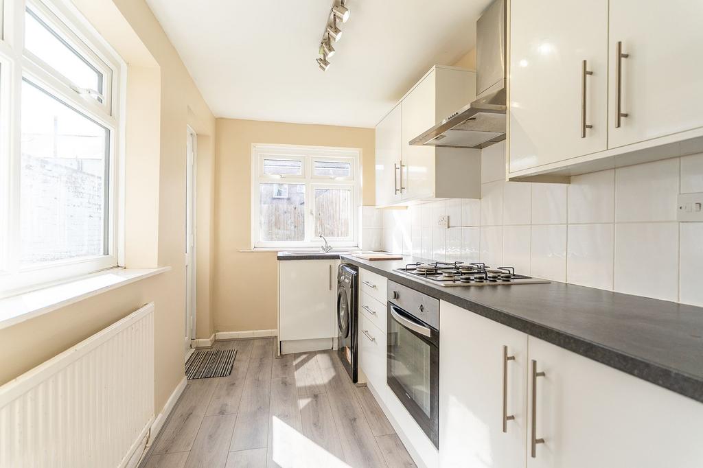 Kitchen Dining room