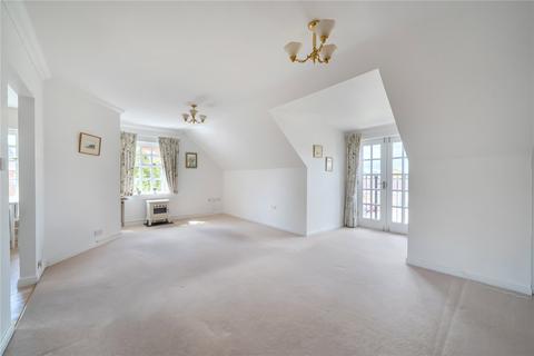 2 bedroom retirement property for sale, Britwell Drive, Castle Village, Berkhamsted, Hertfordshire, HP4