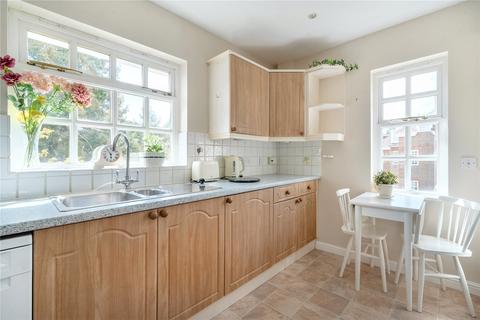 2 bedroom retirement property for sale, Britwell Drive, Castle Village, Berkhamsted, Hertfordshire, HP4