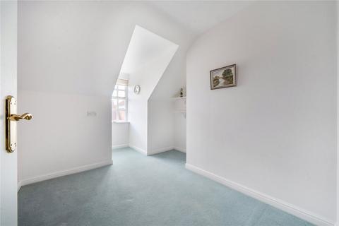 2 bedroom retirement property for sale, Britwell Drive, Castle Village, Berkhamsted, Hertfordshire, HP4