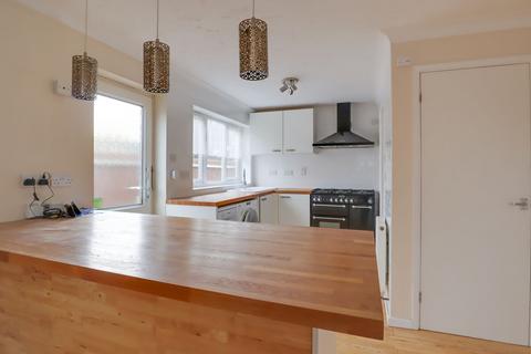 2 bedroom detached bungalow to rent, Bentham Way, Ely, CB6