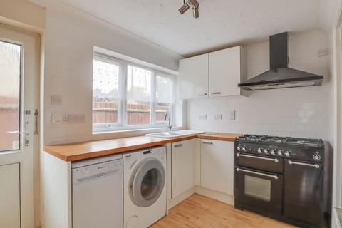 2 bedroom detached bungalow to rent, Bentham Way, Ely, CB6