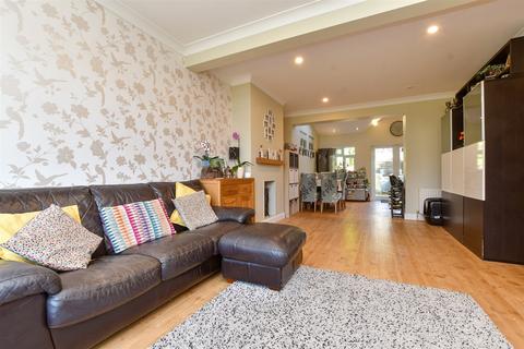 40 Manor Way, Banstead, SM7 3PL